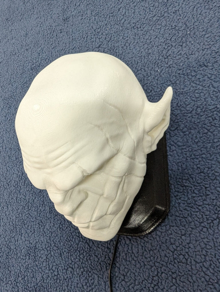 Azog Inspired Wall Trophy Lamp – 3D Printed LED Lord of the Rings Decor