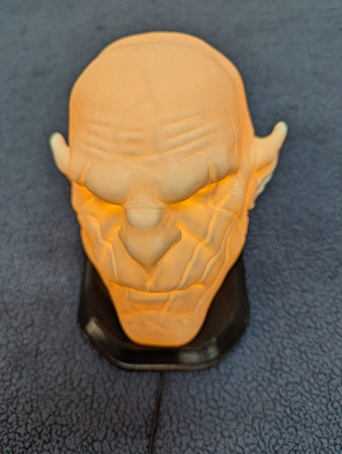 Azog Inspired Wall Trophy Lamp – 3D Printed LED Lord of the Rings Decor