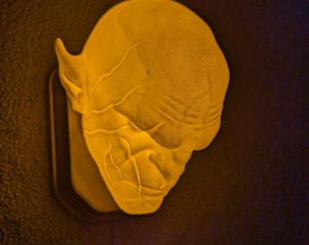 Azog Inspired Wall Trophy Lamp – 3D Printed LED Lord of the Rings Decor